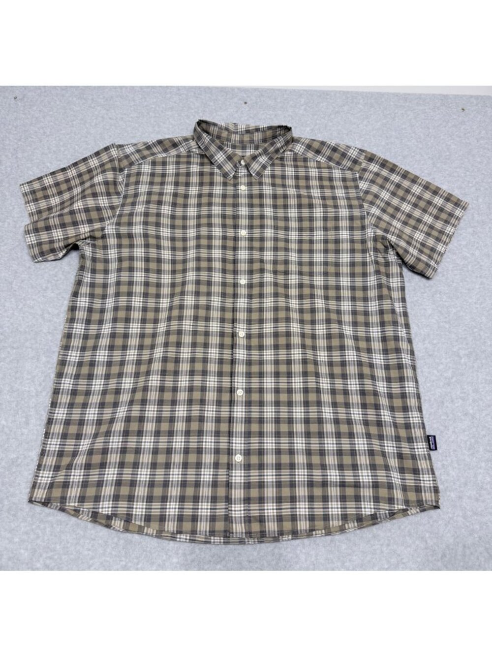 Patagonia Mens XXL Short Sleeve Plaid Shirt In Organic Cotton Blend Green